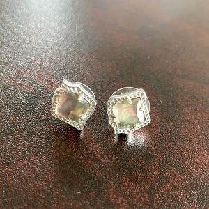 Kendra Scott silver tone gray stone stud earring